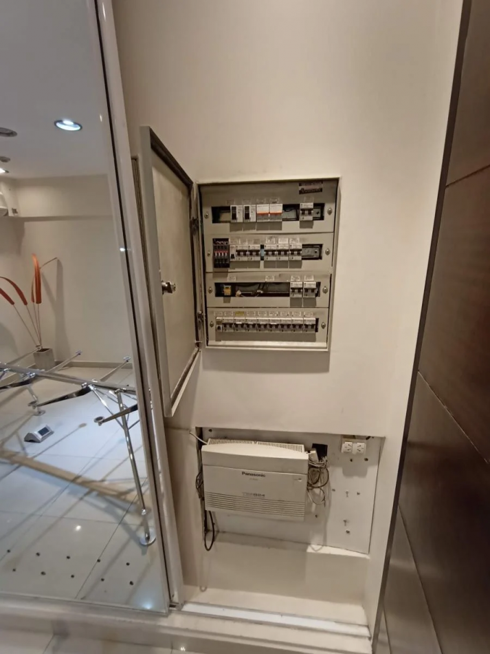 Centro venta Local Excelente renta 80 m², 2 Oficinas ** Peatonal Lavalle