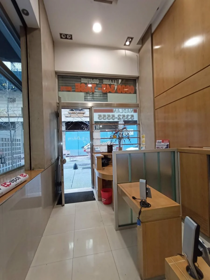 Centro venta Local Excelente renta 80 m², 2 Oficinas ** Peatonal Lavalle