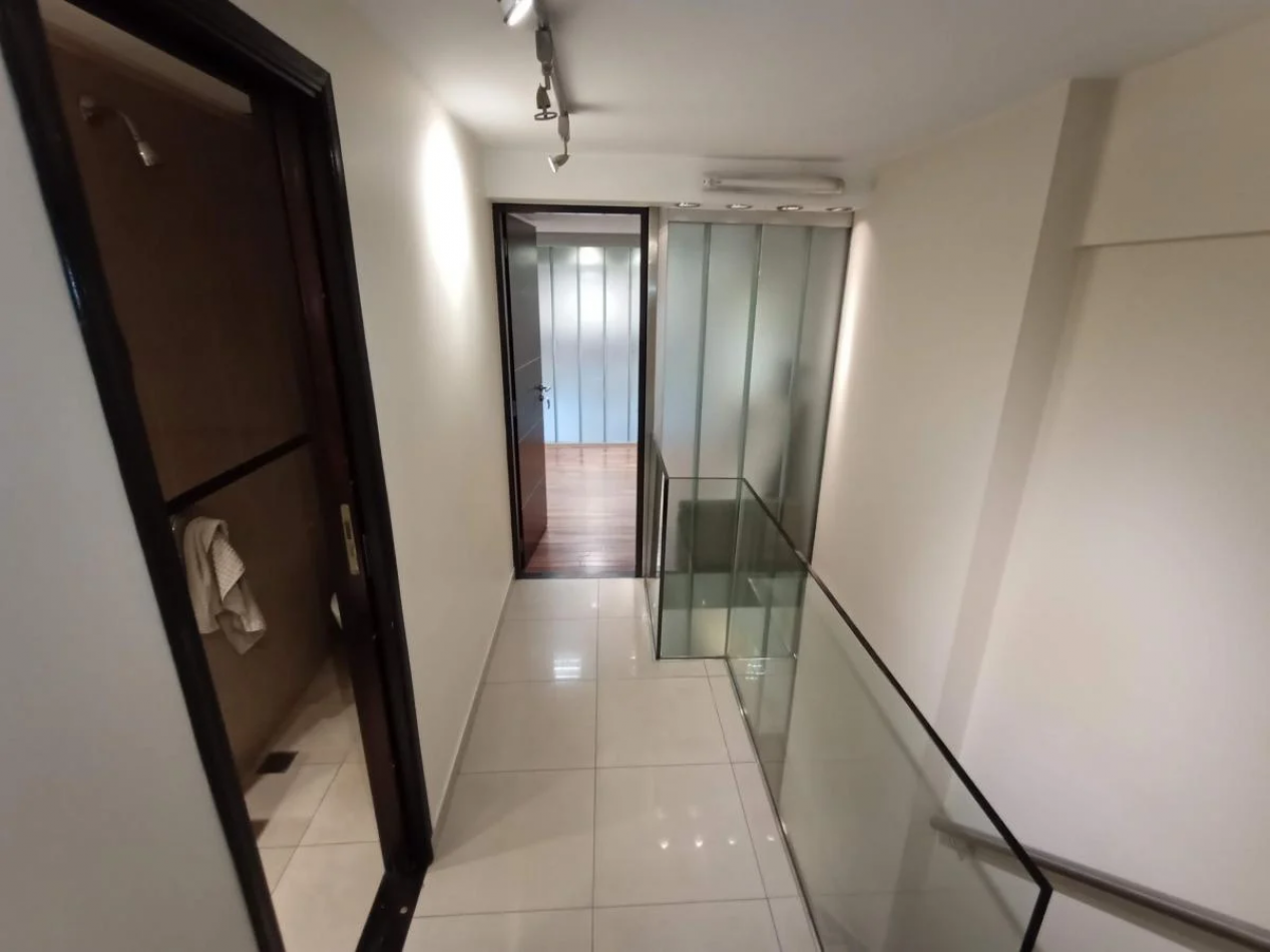 Centro venta Local Excelente renta 80 m², 2 Oficinas ** Peatonal Lavalle