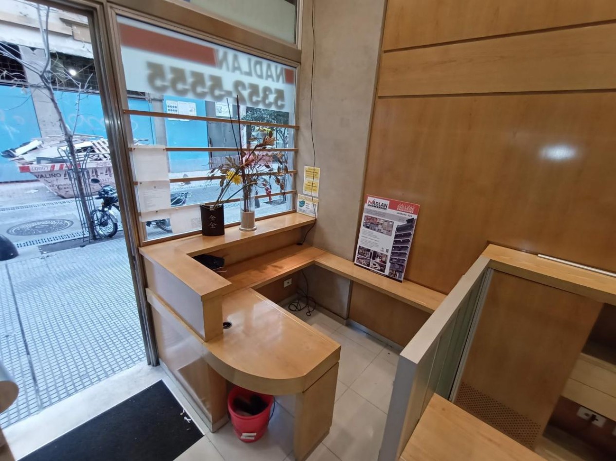 Centro venta Local Excelente renta 80 m², 2 Oficinas ** Peatonal Lavalle