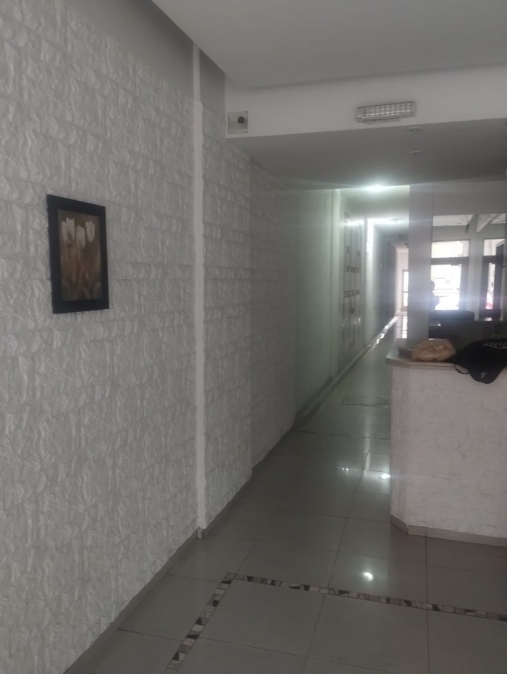 Apto credito Venta departamento de 2 ambientes muy luminoso impecable estado
