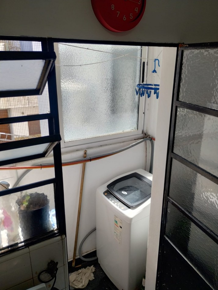 Apto credito Venta departamento de 2 ambientes muy luminoso impecable estado