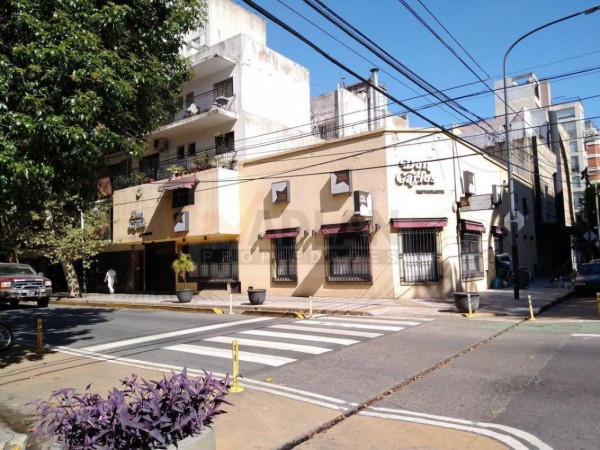 Venta Local 617 m² Apto Gastronomia Espacio Aereo en Esquina 35 m de Frente