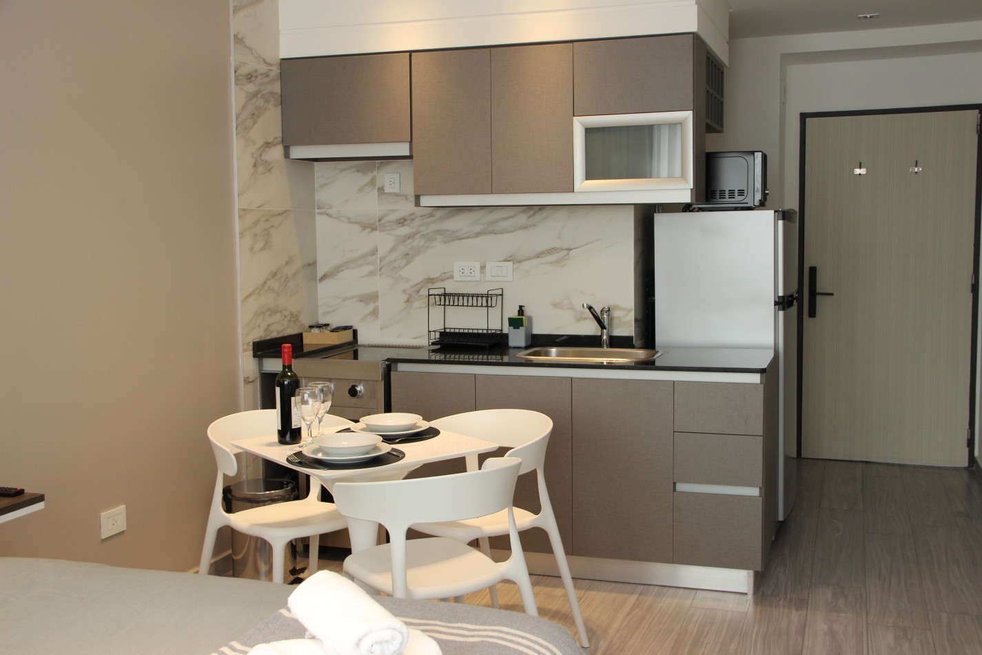 Almagro Abasto nuevo VENTA CON RENTA Monoambiente al frente muy Luminoso con Balcon y Amenities