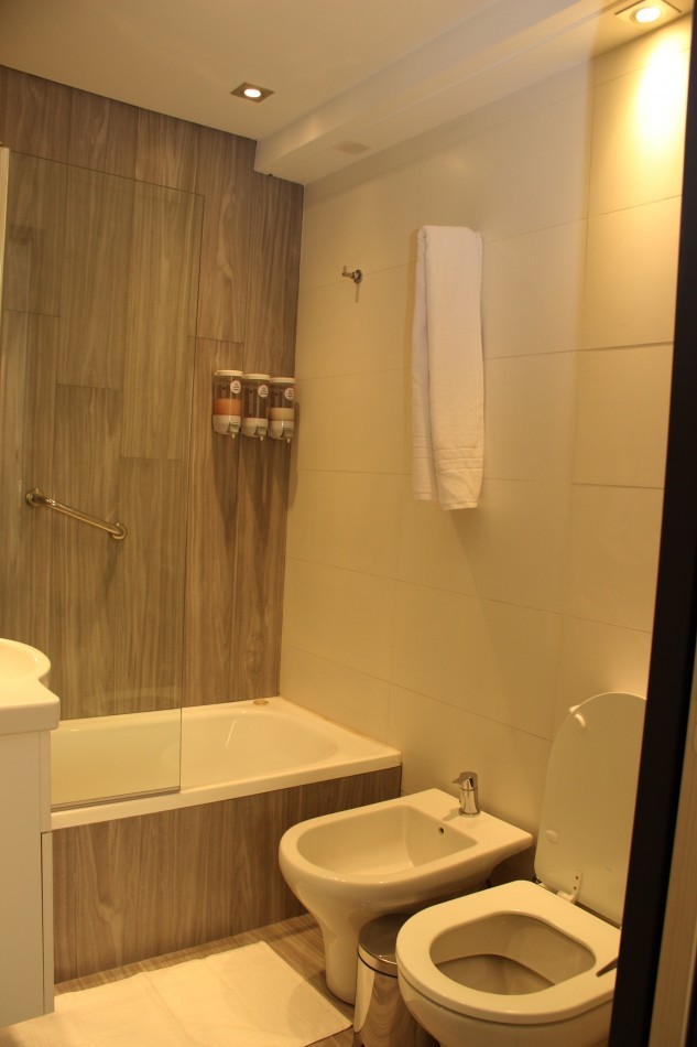 Almagro Abasto venta 3 AMBIENTES Balcon terraza NUEVO al frente - Amenities 