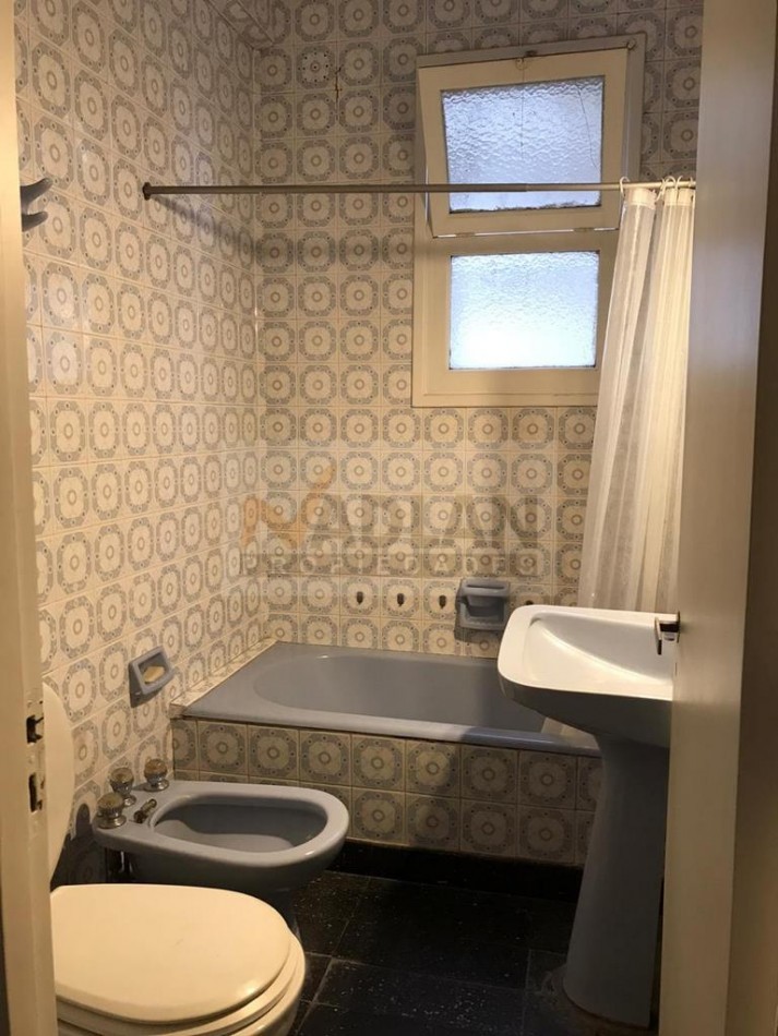Palermo Hollywood Venta tipo PH 2 ambientes todo al frente 50 m2 balcon cocina separada lavadero