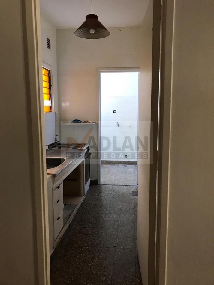 Palermo Hollywood Venta tipo PH 2 ambientes todo al frente 50 m2 balcon cocina separada lavadero